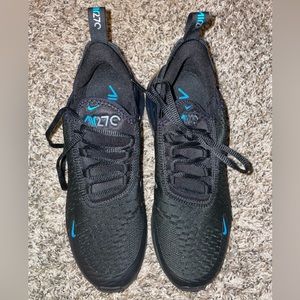 Nike Air Max 270